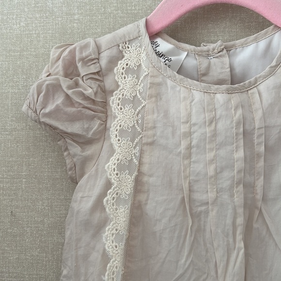 Lace Detail Dress - 24M - Great Condition! - Picture 3 of 4